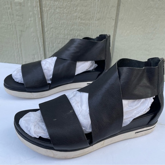 Eileen Fisher‎ Sandals Womens 9 Black Sport Tumbled Leather Wedge Heel Sneaker - Picture 3 of 16